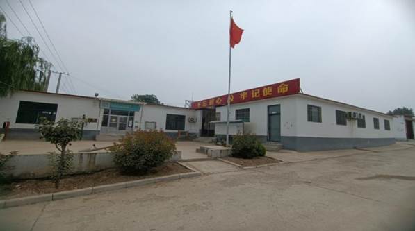 街道上有房子描述已自动生成